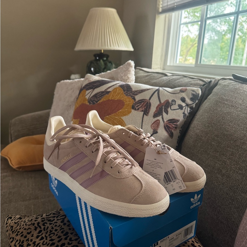 Adidas Gazelle Wonder Taupe Orchid Size 9